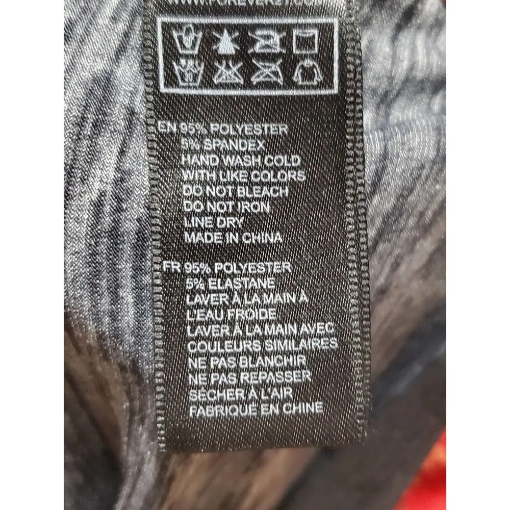 XXI Women's Black Floral Sleeveless V Neck Casual Knee Length Dress Medium - Image 9