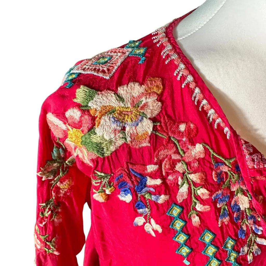 Johnny Was Vanessa Floral Embroidered Tunic Top Medium Long Sleeve RedREAD - Image 11