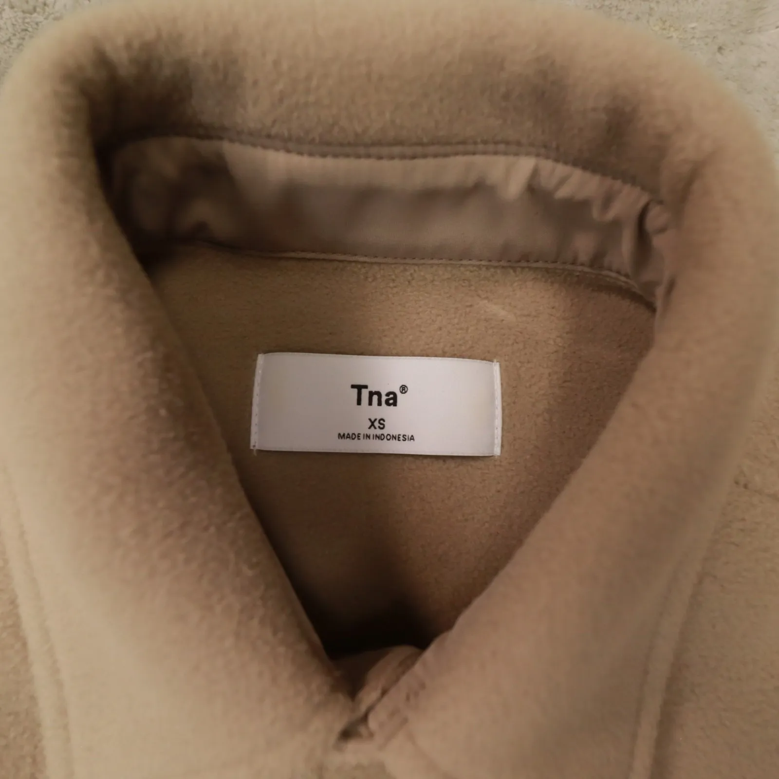 TNA Aritzia Beige Tan‎ Polar Shirt Jacket size XS Cozy Winter Outdoor - Image 2