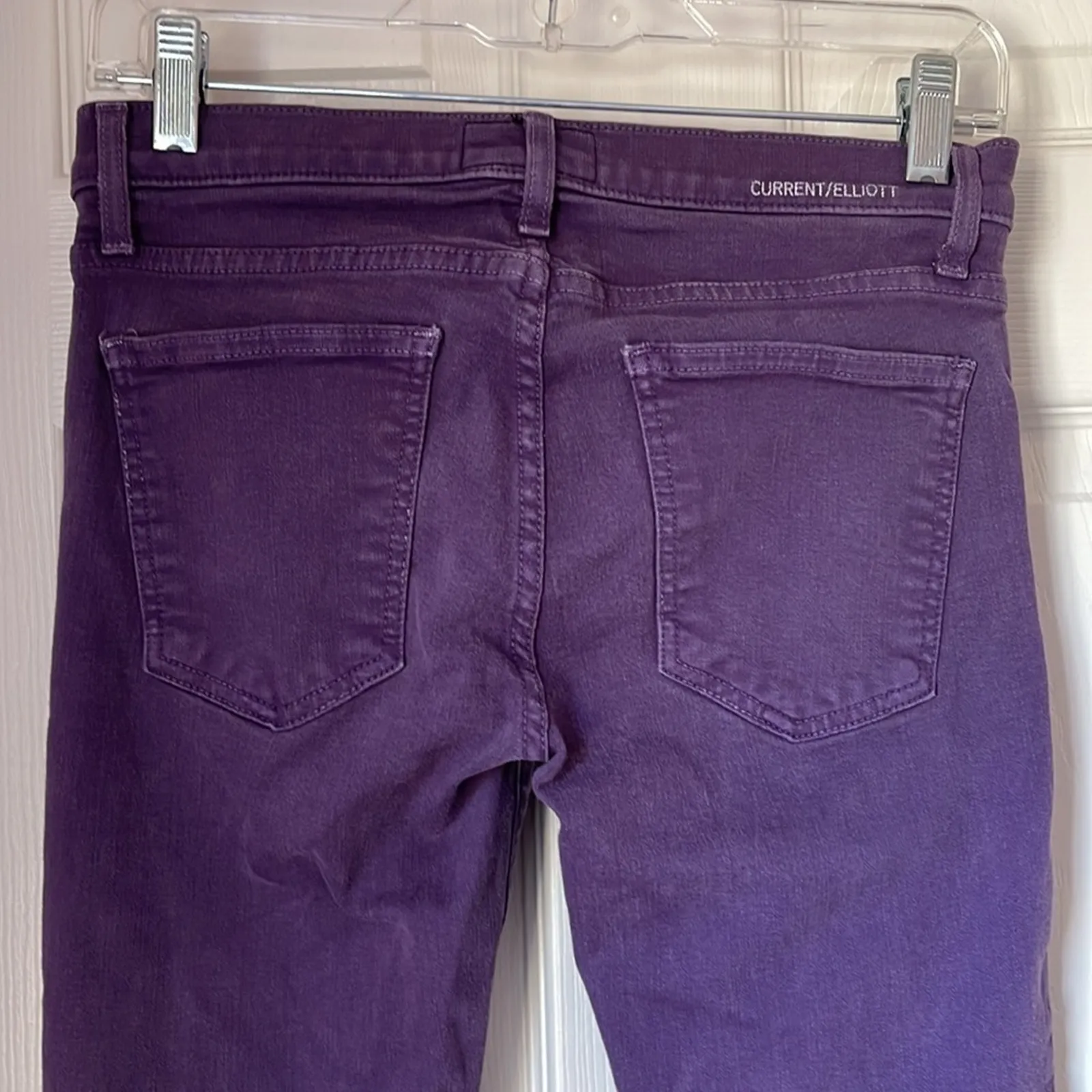 Current/Elliott Ankle Skinny in Eggplant - Image 3