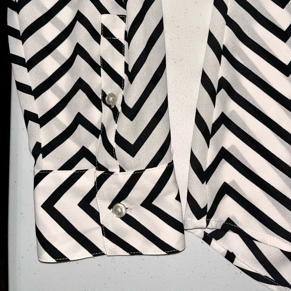 Express Chevron Striped V Neck Button Down Blouse - Image 3