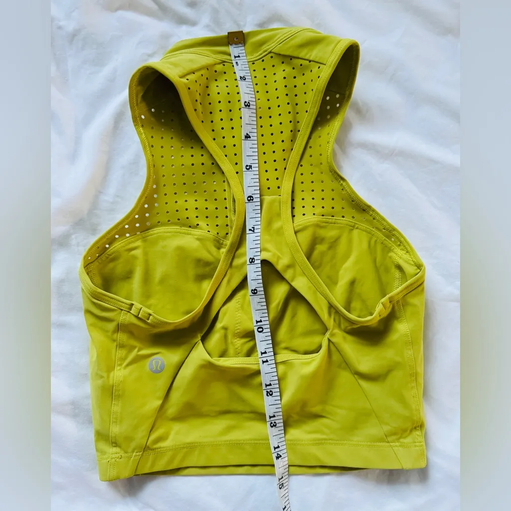 Lululemon Unleash Strength Bra Medium Support,  Yellow Serpentine Size 2 Gym - Image 8
