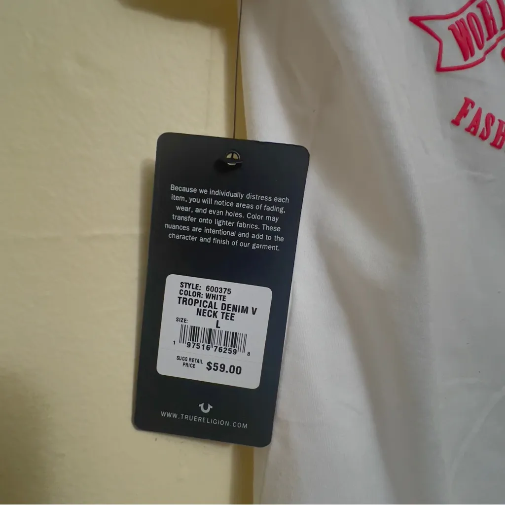 True Religion Women Tropical Denim‎ neck tee Sz large True Logo V Tee white - Image 8