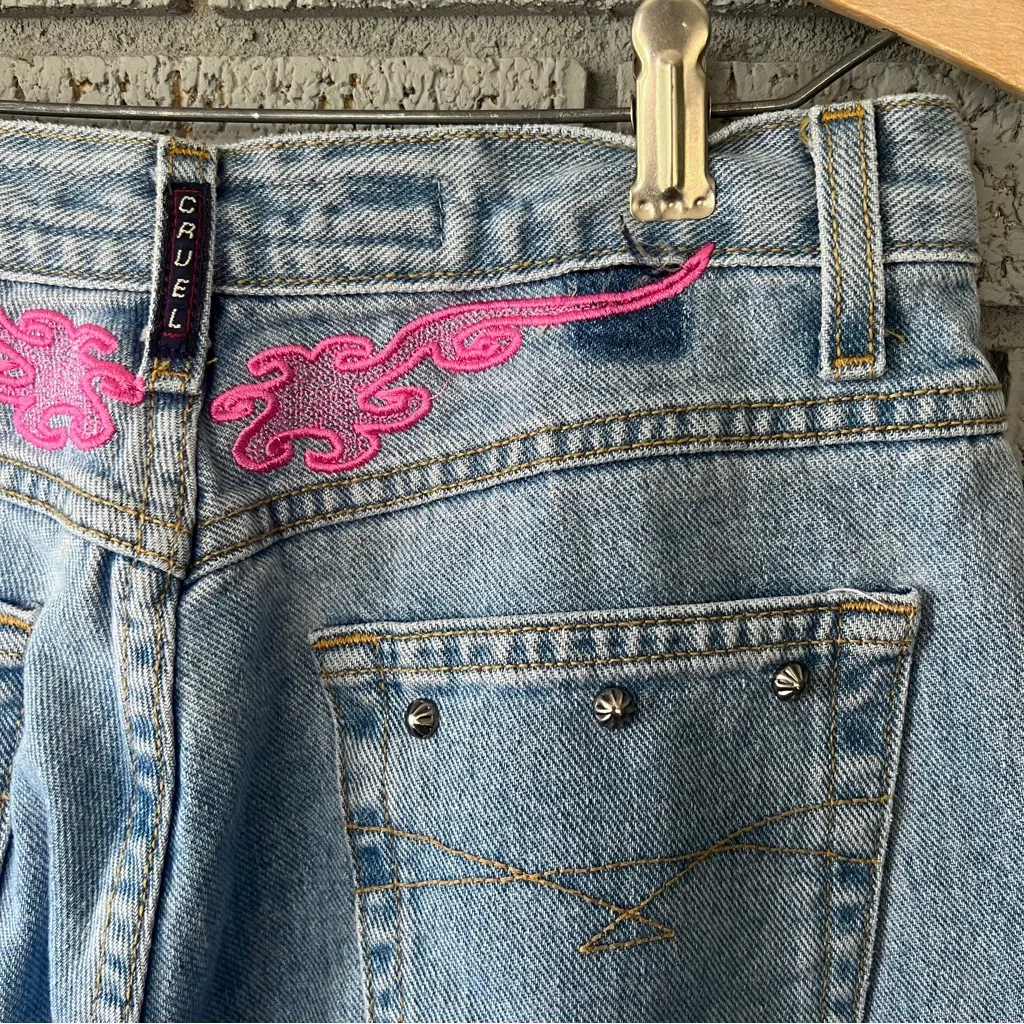 Y2K Cruel Girl Low Rise Pink Embroidered Jeans Size 7 / 26 - Image 7