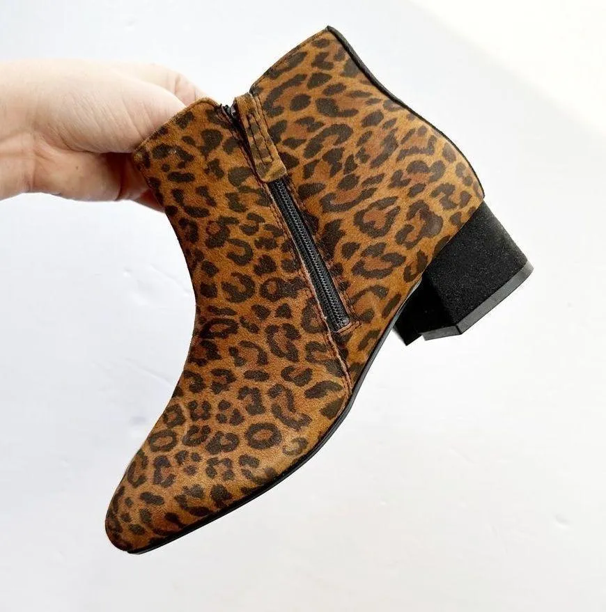 Clarks Marilyn Beth Leopard Print Ankle Boots Suede Leather Tan Brown Size 6 - Image 5