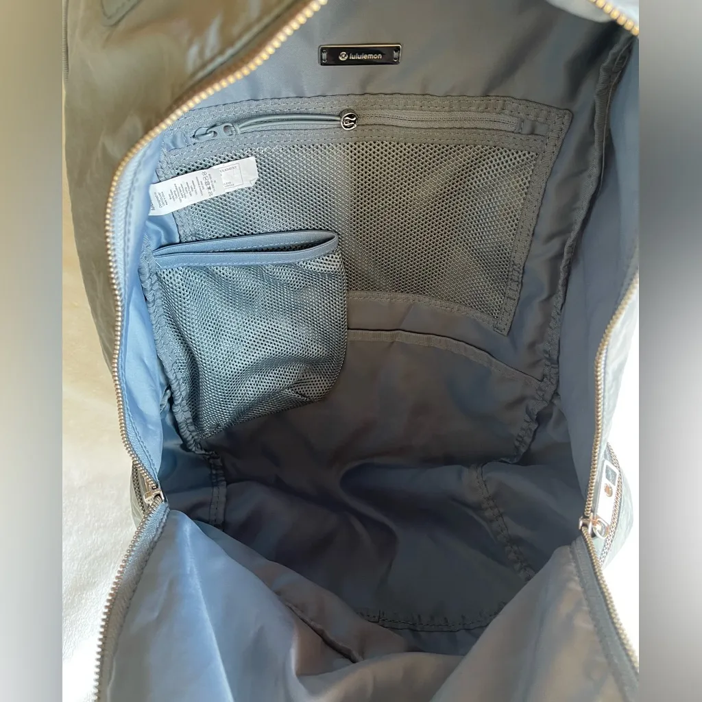 Lululemon City Adventurer Backpack Vol 17 L in Chambray - Image 11