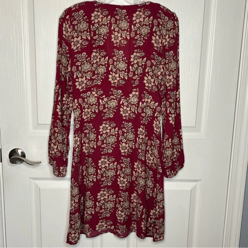 American Eagle Sz S Red & Tan Floral Dress Tie & Cutout Front Long Sleeves - Image 8