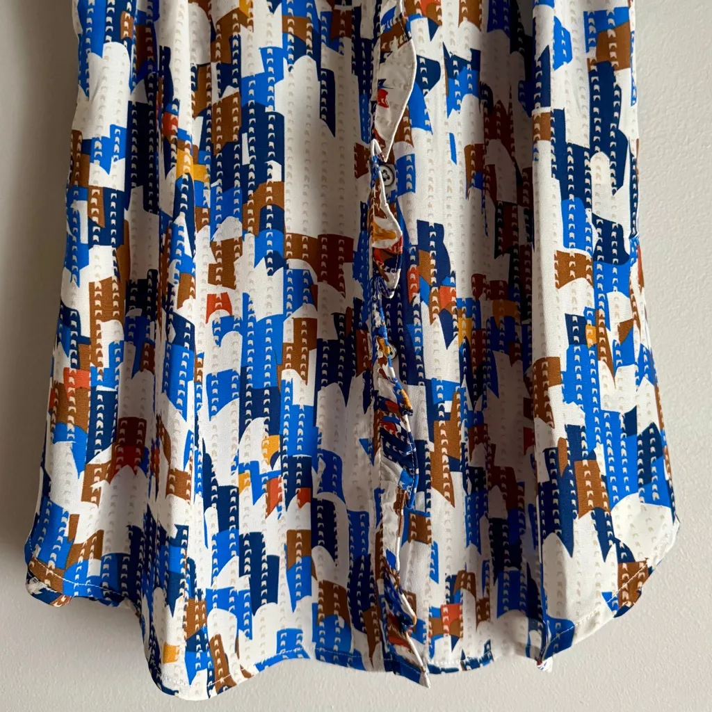 CABi #6106 Jigsaw Muli-Colored Button Front Sleeveless Blouse Spring 2022 Small - Image 4