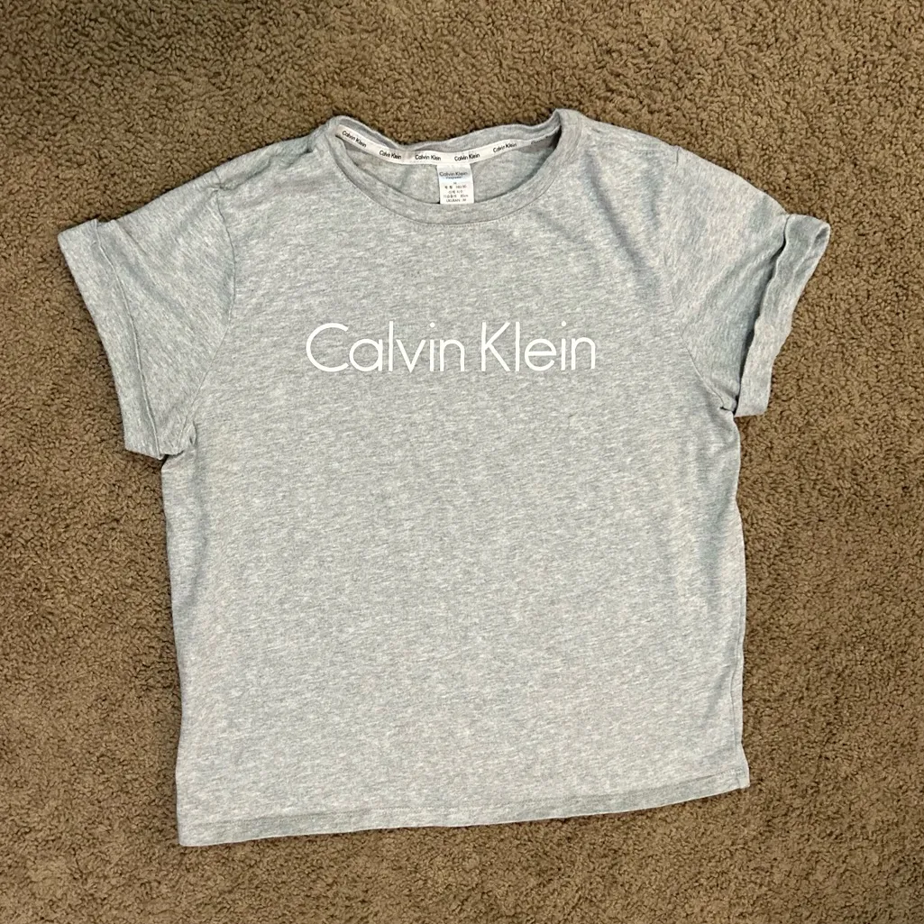 Calvin Klein Gray Logo Sleep Tee T-Shirt Loungewear Women’s Size Medium - Image 4