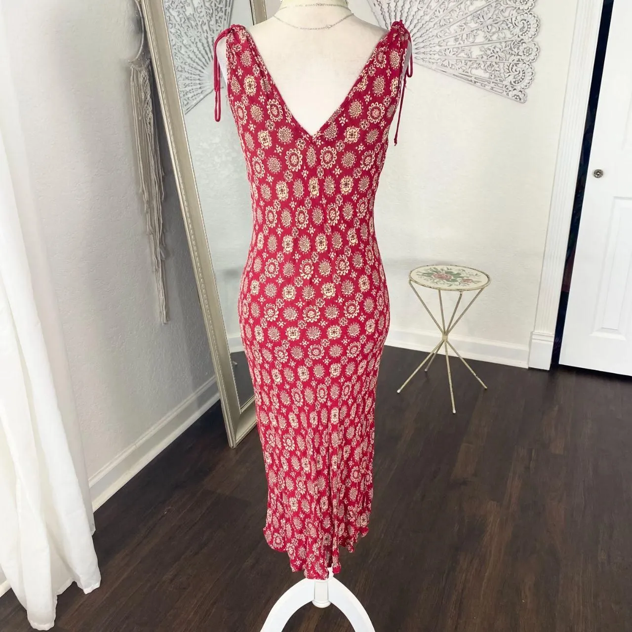 Angie Dark Red Burgundy Rayon Bohemian Whimsi Paisley Midi Dress M - Image 5