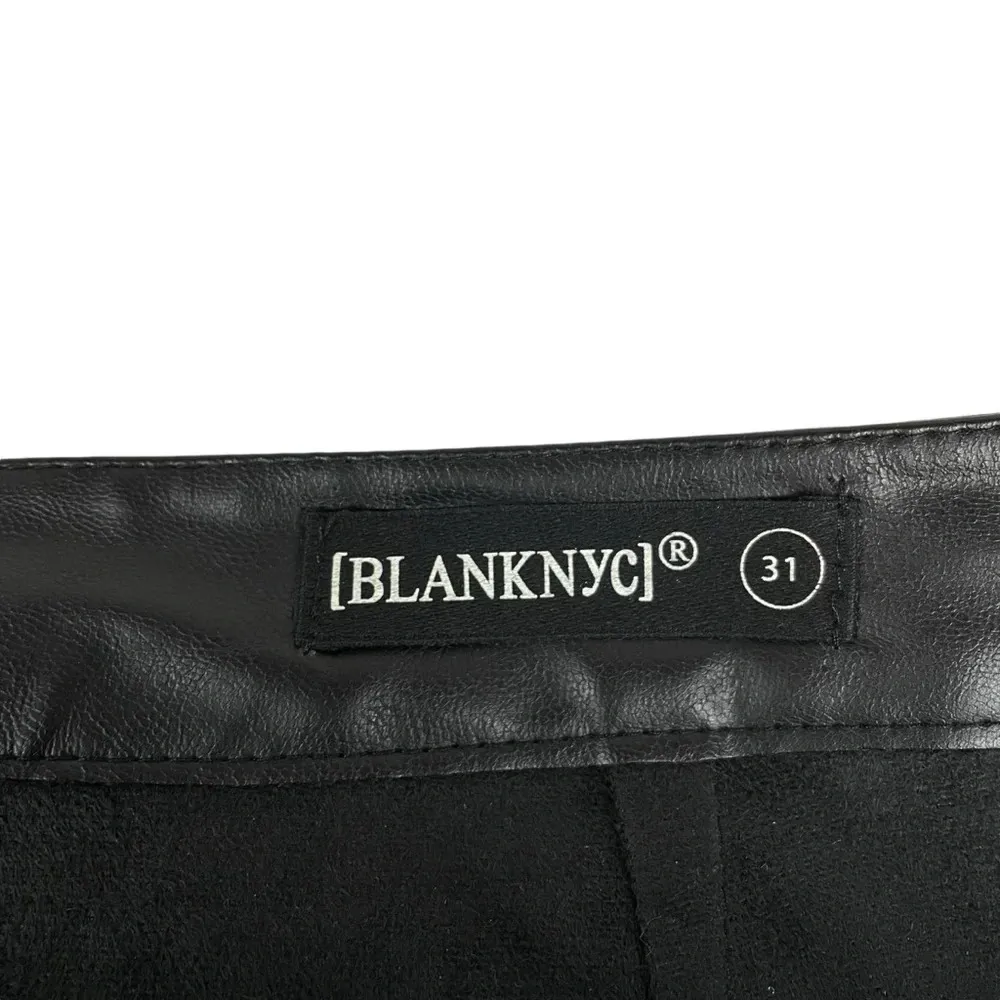 NWOT BlankNYC Vegan Leather Pleated Carrot Leg Pants in Film Noir Size 31 - Image 13