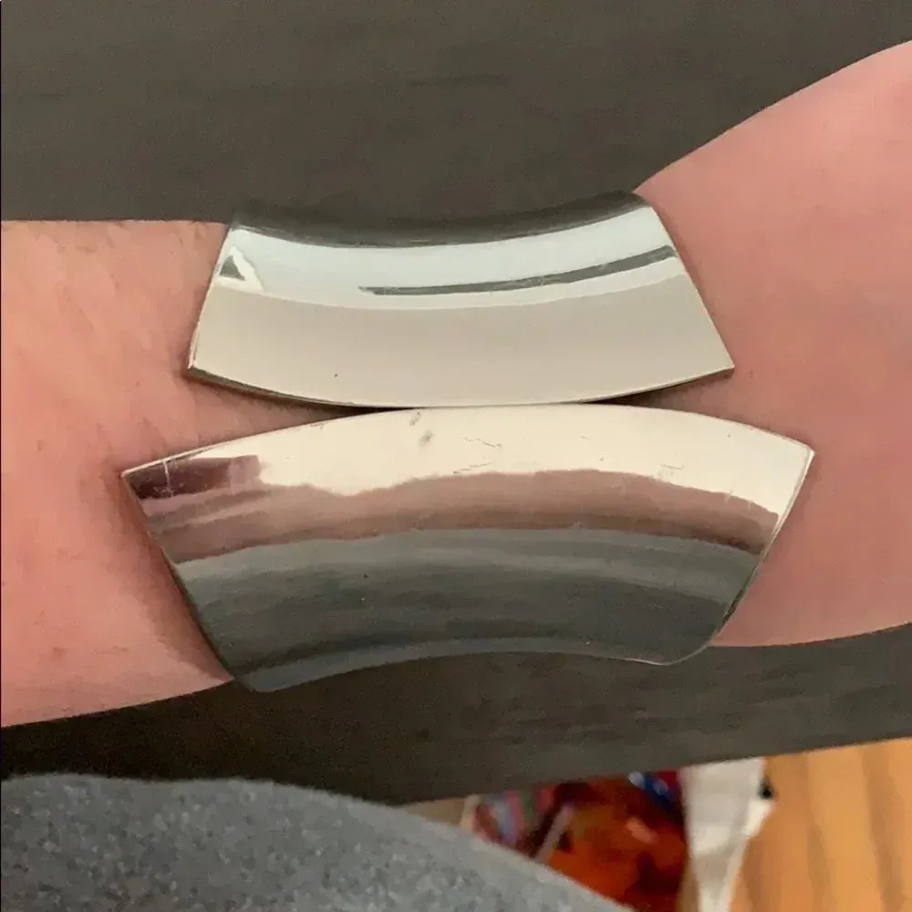 None Silver cuff - Image 2