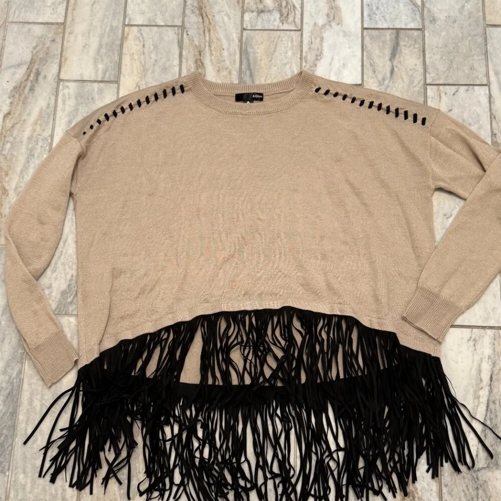 NEW AQUA women's small One Grey Day Los Angeles Fringed Sweater MSRP $179. - Image 5