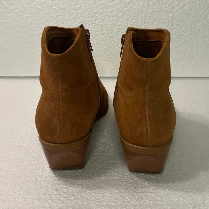 ABLE Chalsea Almond Toe Suede Ankle Western Booties Women's sz. 8 in Cognac Brown - Image 4