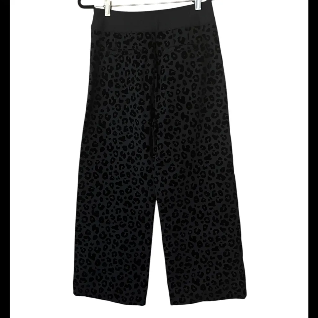 Anthropologie Maeve Eve Ponte Wide-Leg leopard velvet print Pants women's size 6 - Image 3
