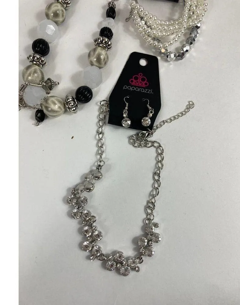 Paparazzi jewelry Bundle - Image 3