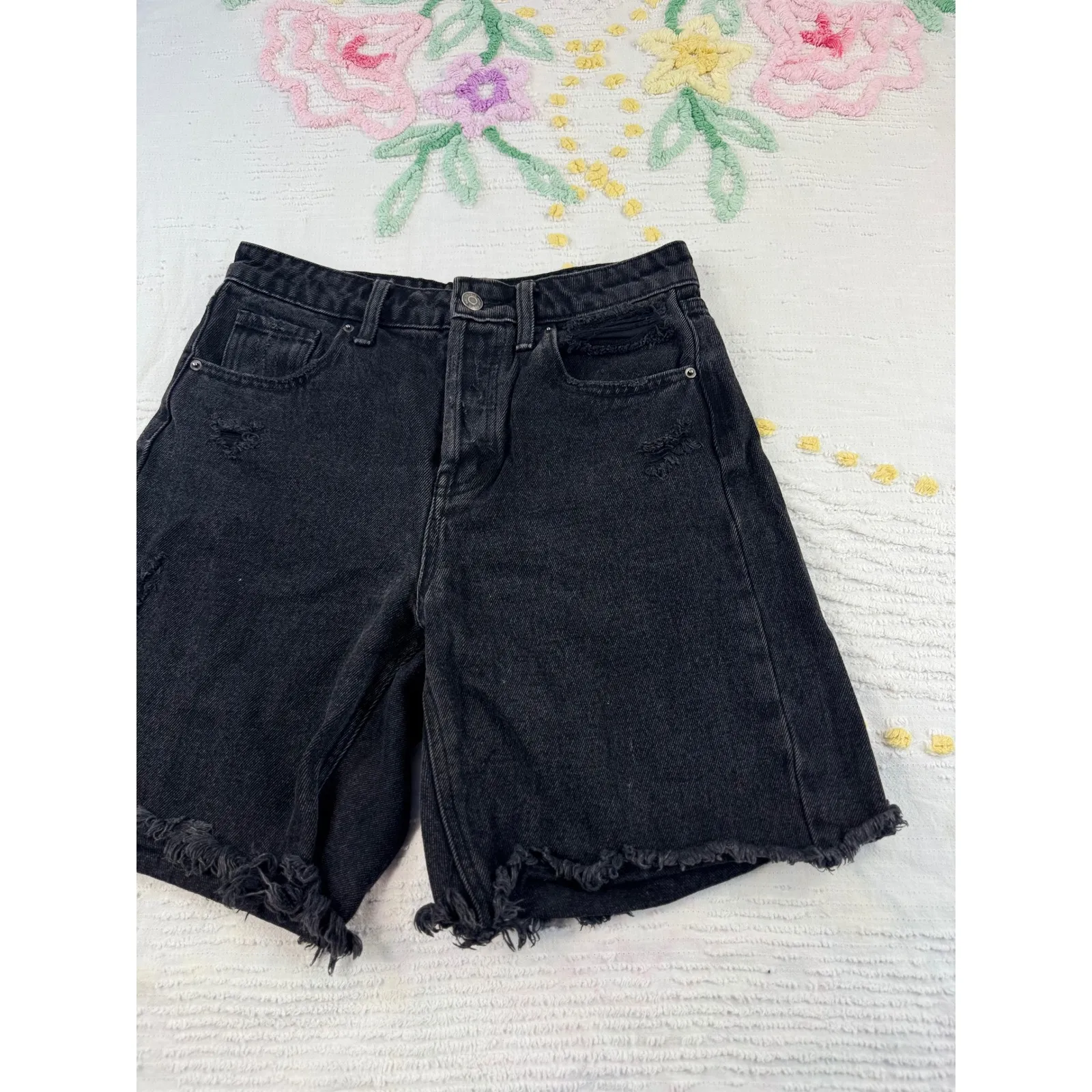 Wild Fable Women's Black Denim High Rise Frayed Hem Bermuda Jean‎ Shorts 0 - Image 7