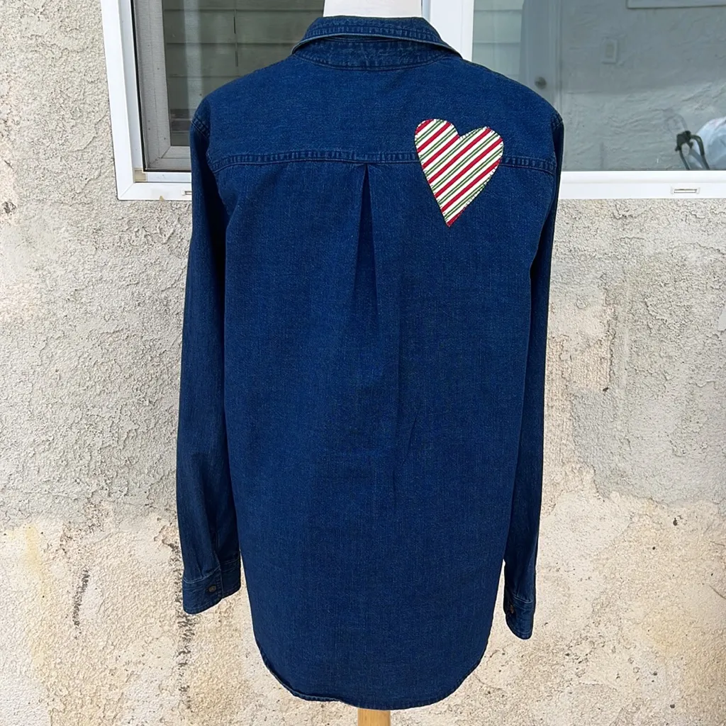 Old Navy’s “The Classic Shirt”With snowman prints - Image 4