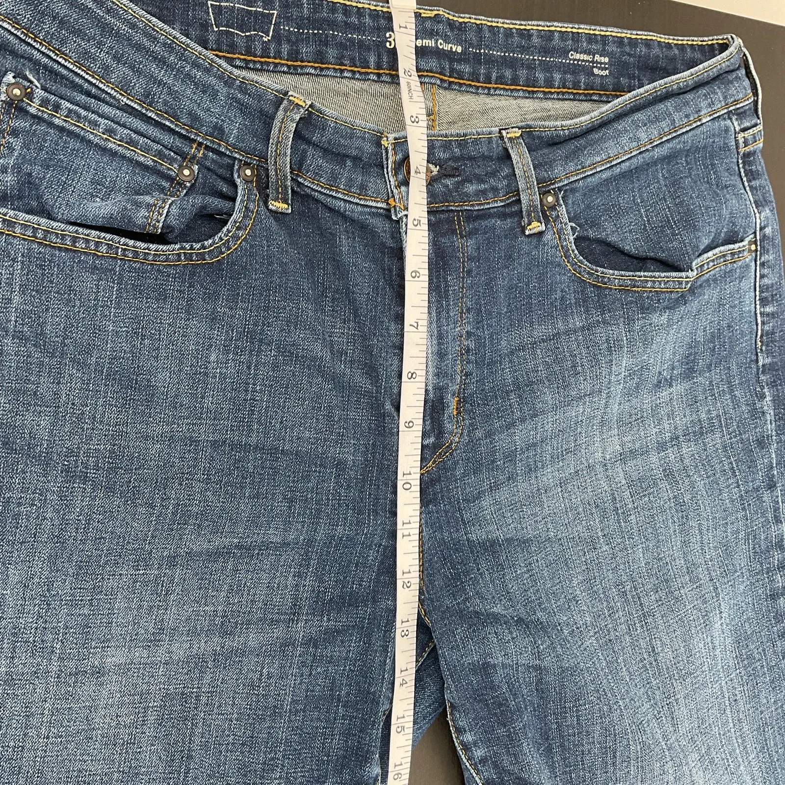 Levi's Womens Jeans Size‎ 33 Classic Rise Boot Pre-Owned (X178) - Image 4