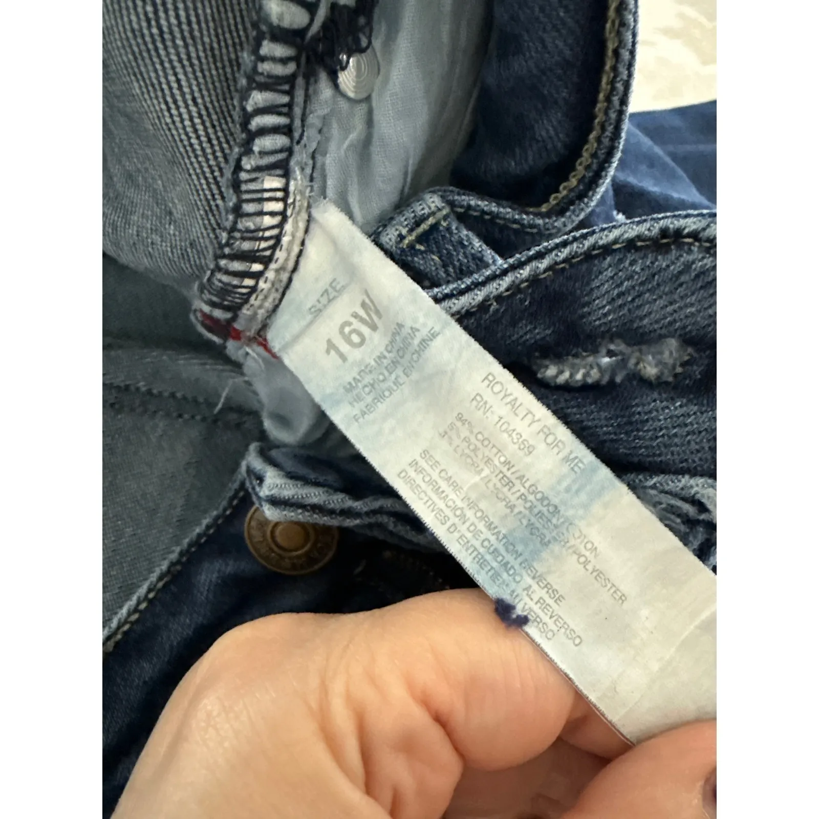 Royalty for Me Women's High Rise Slim Straight Distressed Jeans Size 16W - Image 4