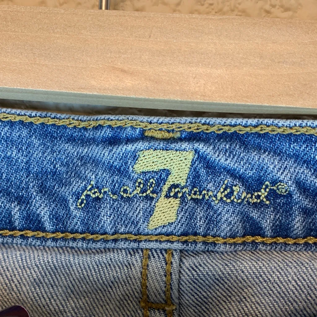 7 for all mankind sz 27 Roxanne ankle light wash distressed high rise causal - Image 2