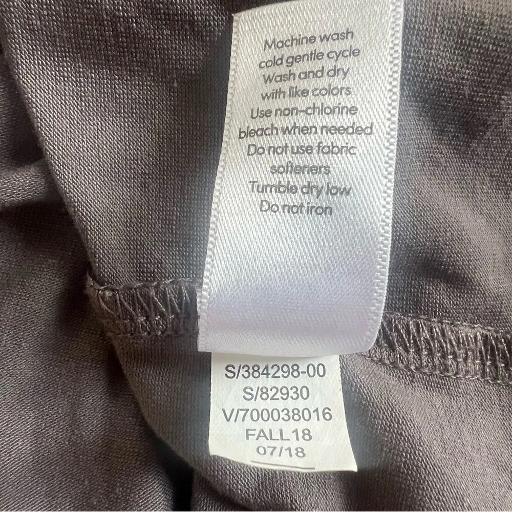 Athleta Split Back Essence Semi Fit Long Sleeve Top Gray Size XS - Image 9