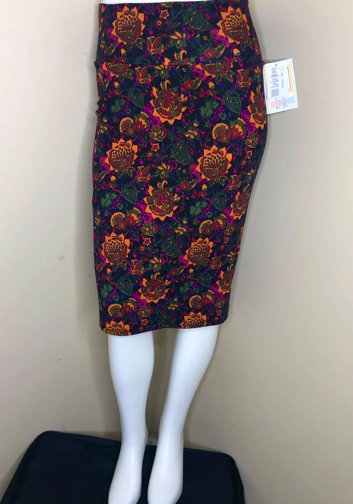 Cassie Skirt XS NWT - Image 2