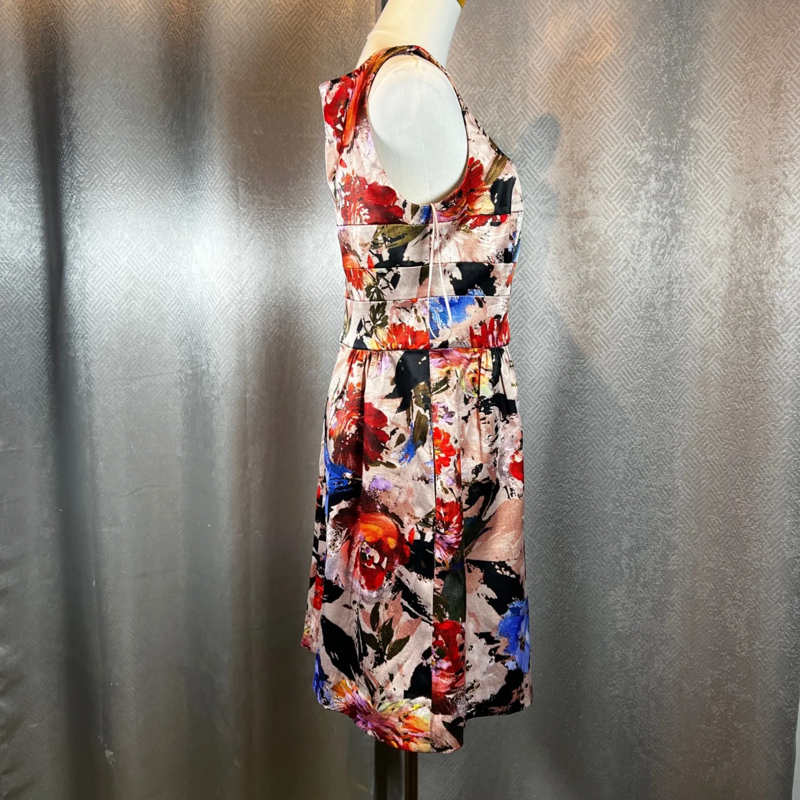 Nicole Miller New York Floral Print Sleeveless Fit & Flare Dress Size 8 - Image 4