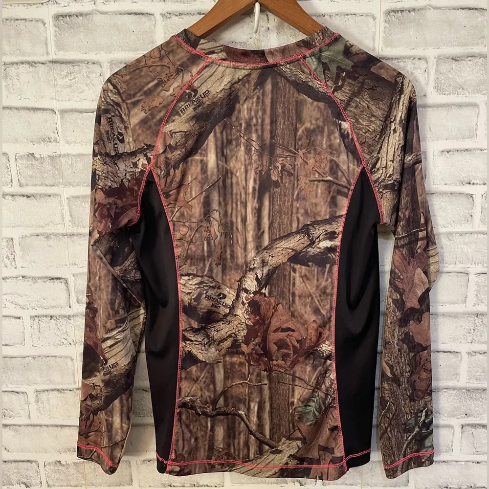 Women’s Mossy Oak Infinity Break Up LS Compression Hunting Shirt Medium 8/10 - Image 2