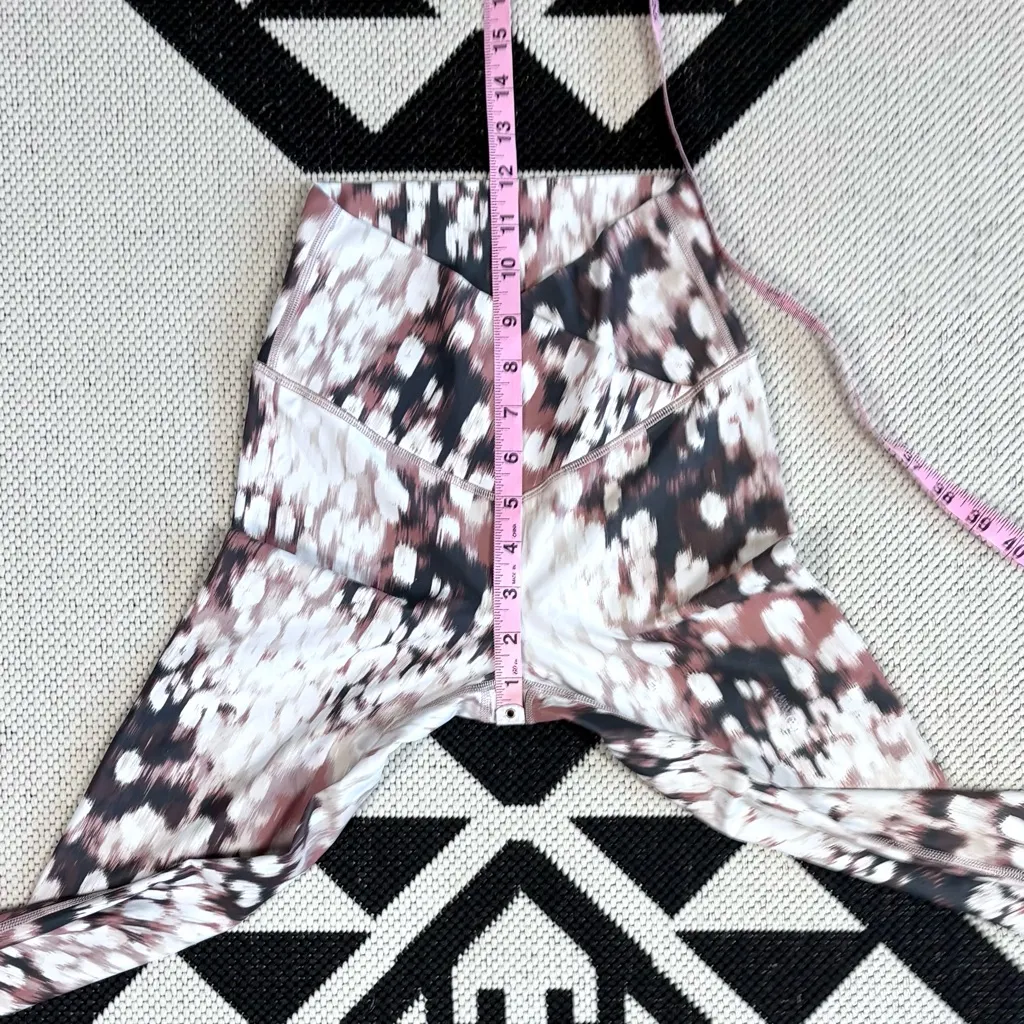 Aerie OFFLINE Shine High Waisted Crossover Legging in Cocoa Cream XS - Image 7