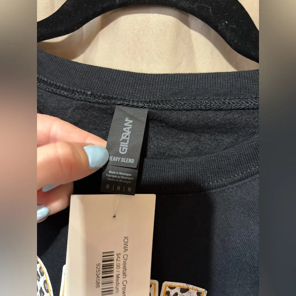 Iowa cheeta crewneck Size M - Image 3