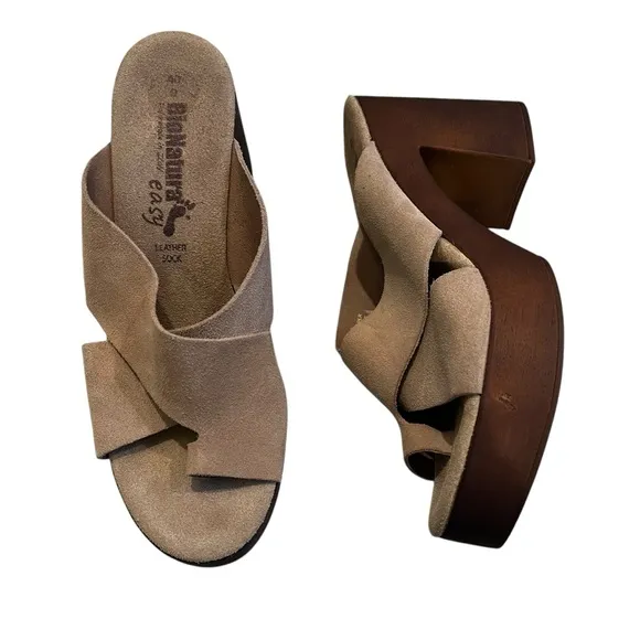 BioNatura Suede Toe Loop Chunky Heel Platform Sandals, Sz 9 Tan - Image 2