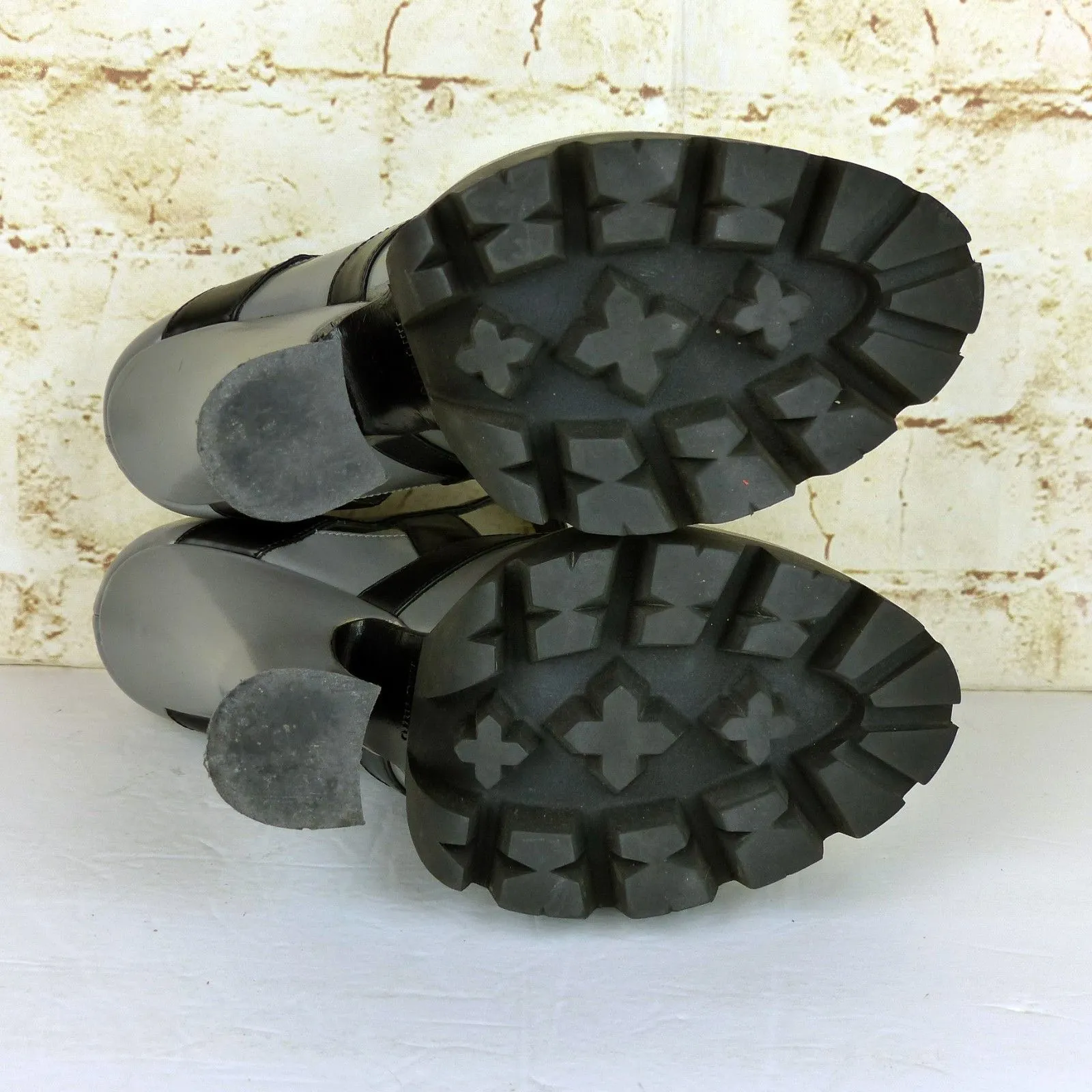 Miu Miu Fall 13 Runway Platform Heels Women 40 Gray Black Patent Mary Jane Shoes - Image 13