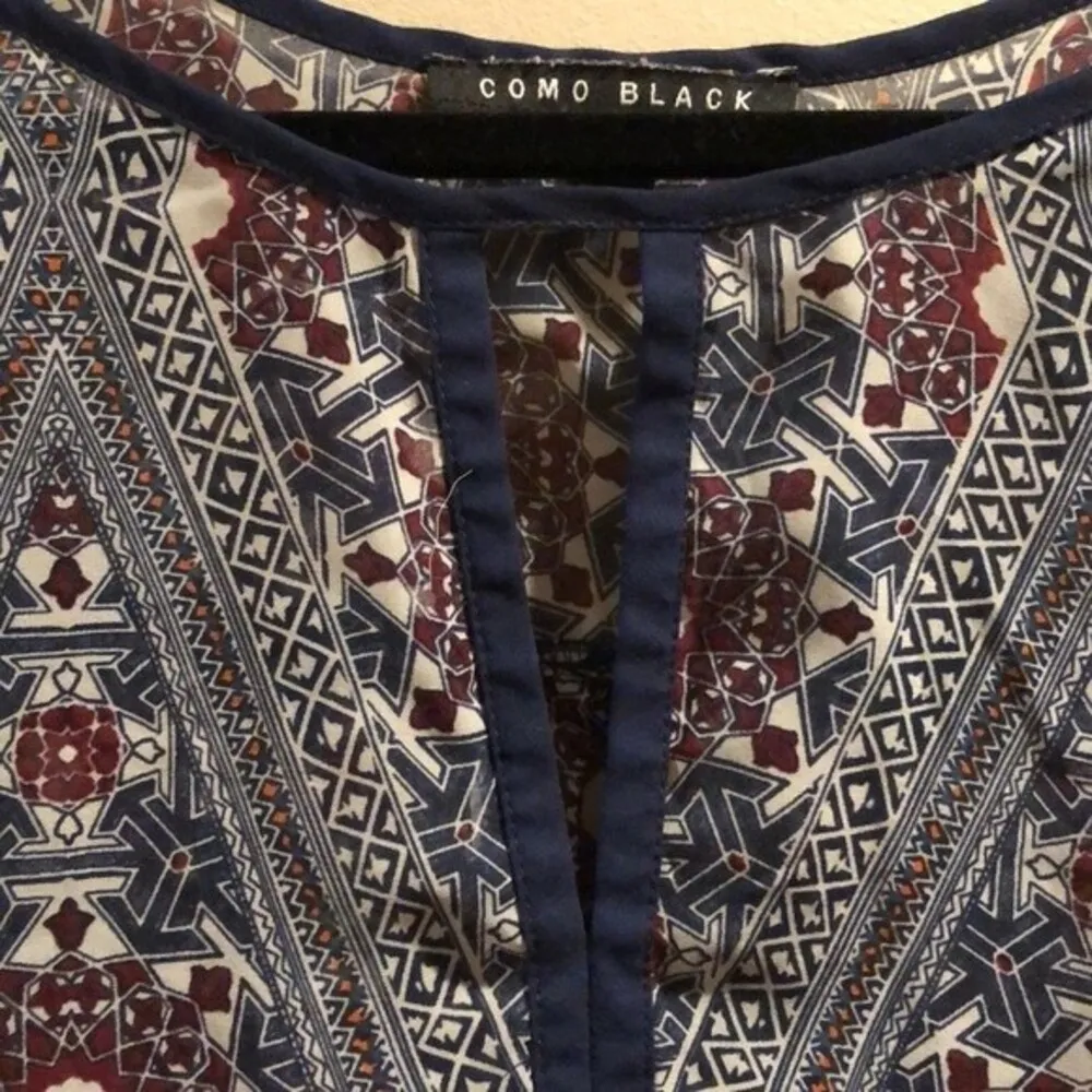 Como Black Boho Geometric Print 3/4 Sleeve Tunic Size PL - Image 2