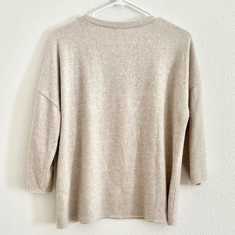 Zara Trafaluc Pearl Beaded Knit Quarter Sleeve Oatmeal Beige Sweater Size Small - Image 3