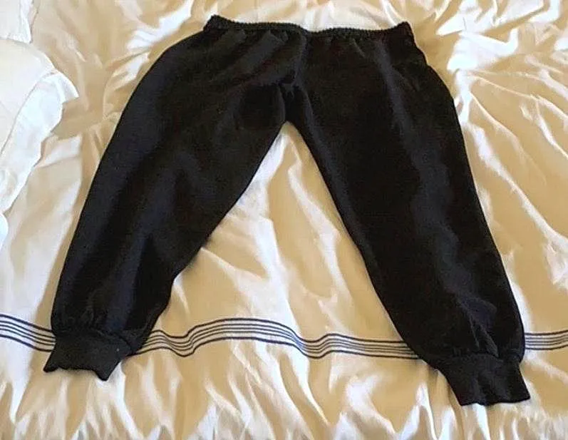 Black pants - Image 2