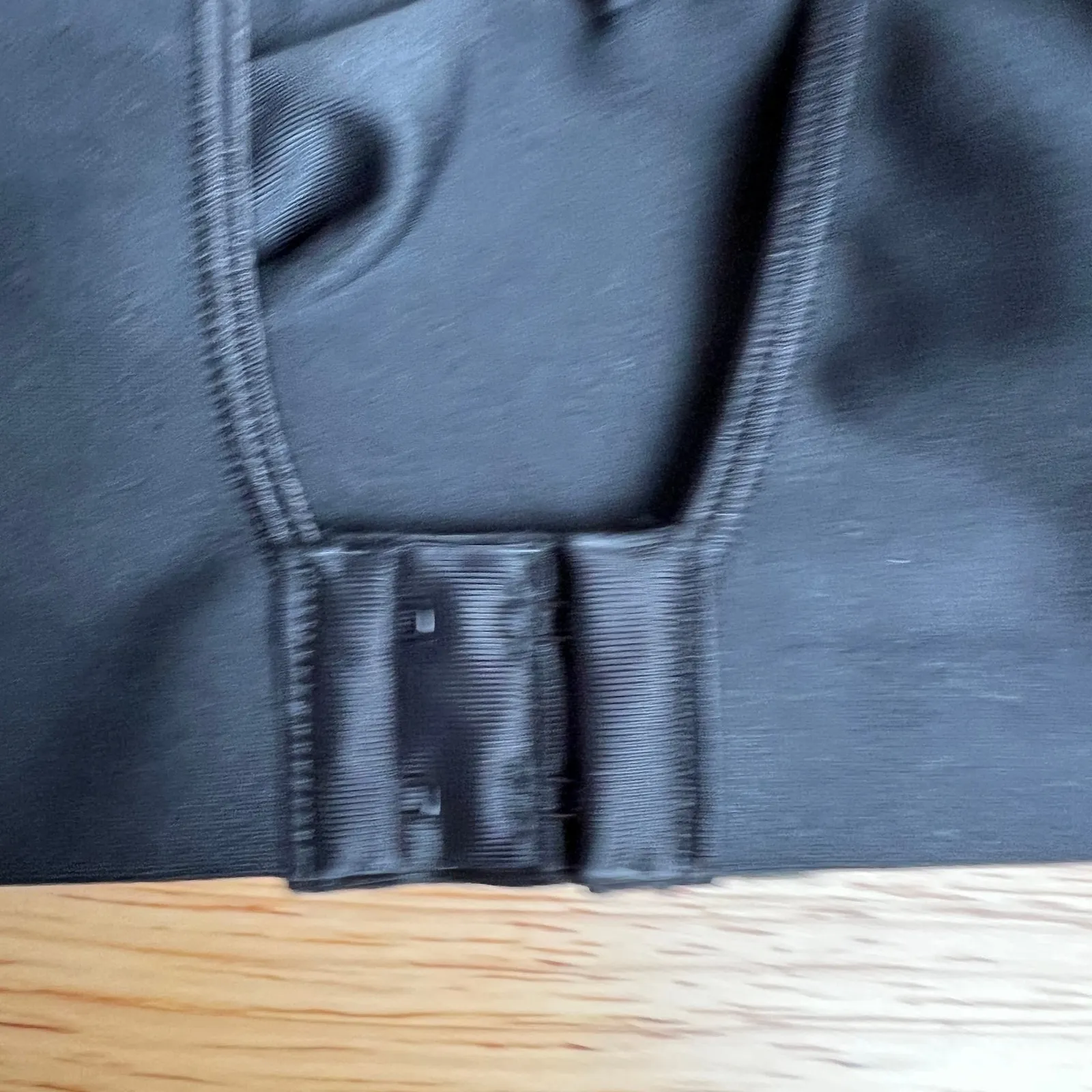 Hanes Women's Black Full Coverage Unlined Wireless Bra - Size Small - NWT - Image 5