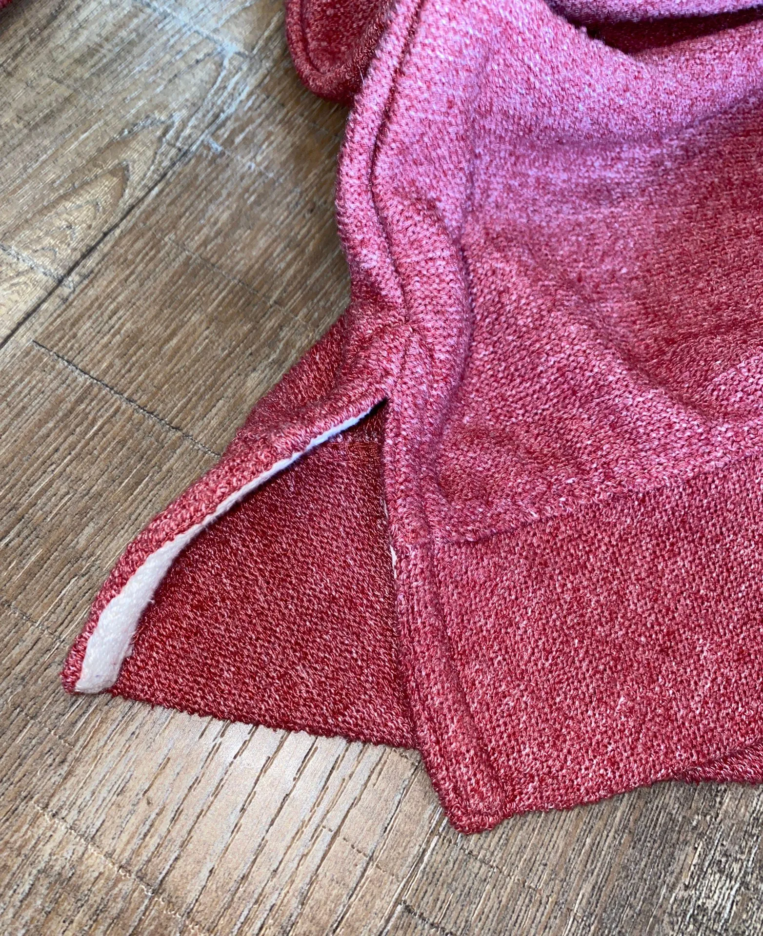 Bottom Drawers Iowa State University Crewneck Pullover Sweater Shirt Top - Image 2