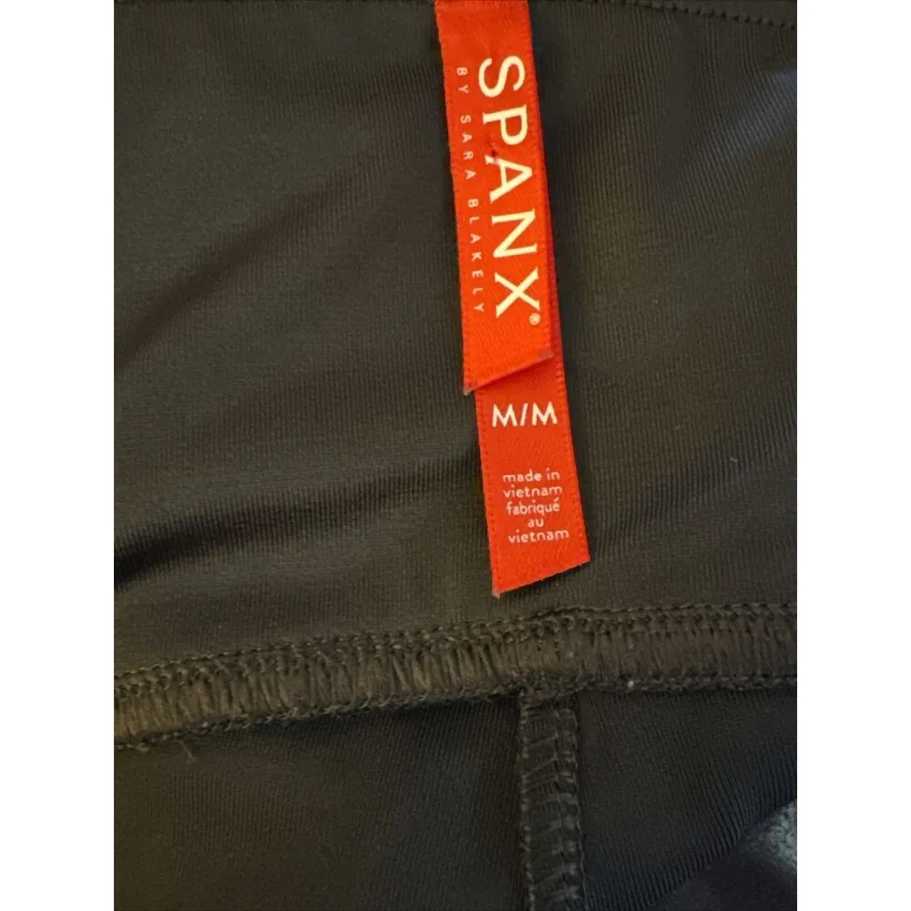 Spanx Faux Leather Moto Legging Women's Sz M Black 28" Inseam Pull On Stretch GG - Image 2