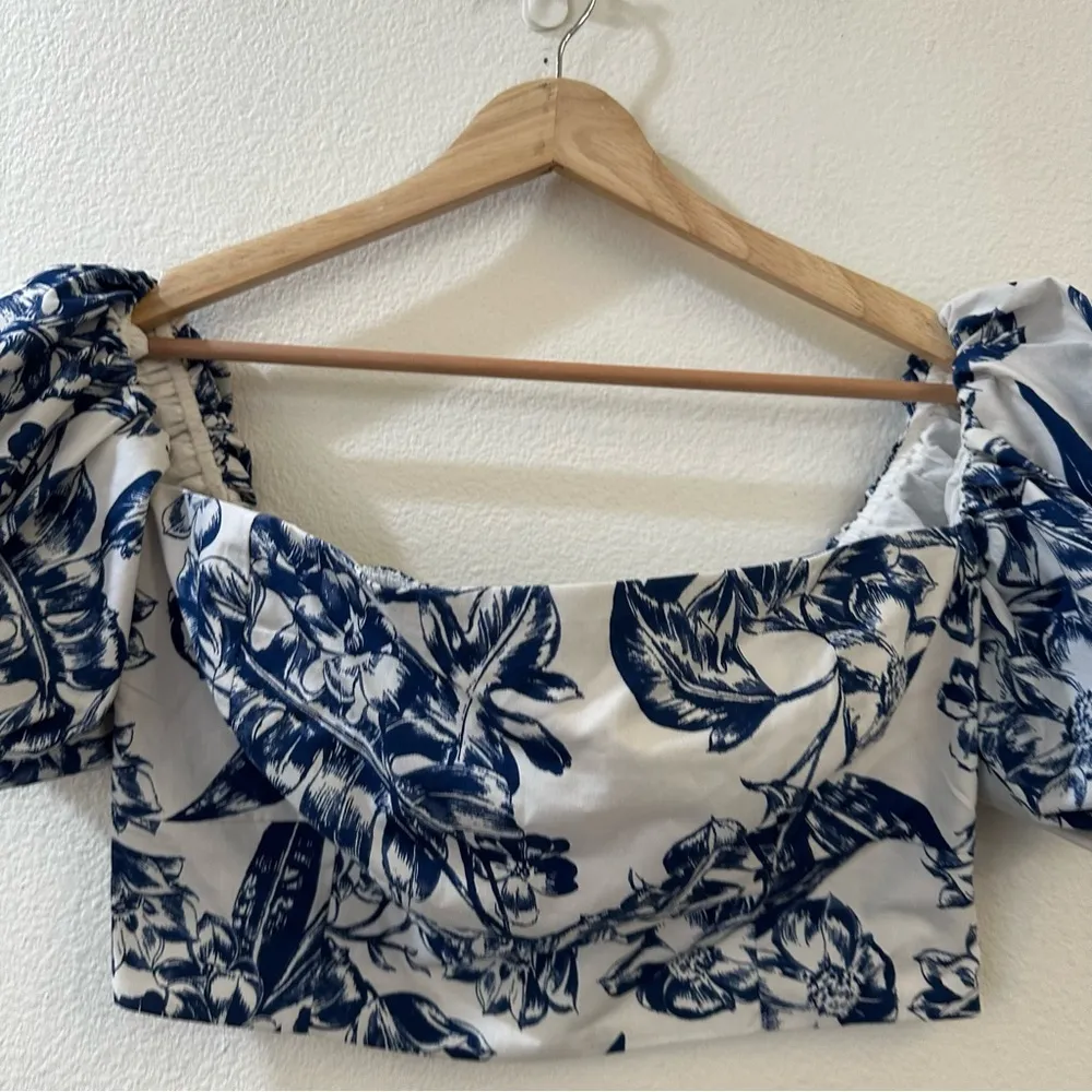 Abercrombie & Fitch Floral Puff Sleeve Poplin Cropped Top Blouse Size M - Image 4