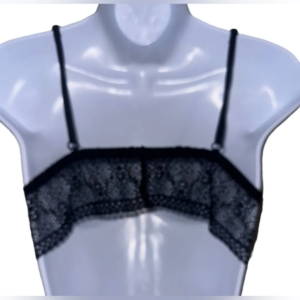Victoria Secret A bralette is a lightweight bra SIZE L BLACK ,preowned. - Image 3