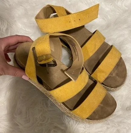 Target Yellow Platform Sandals - Image 2