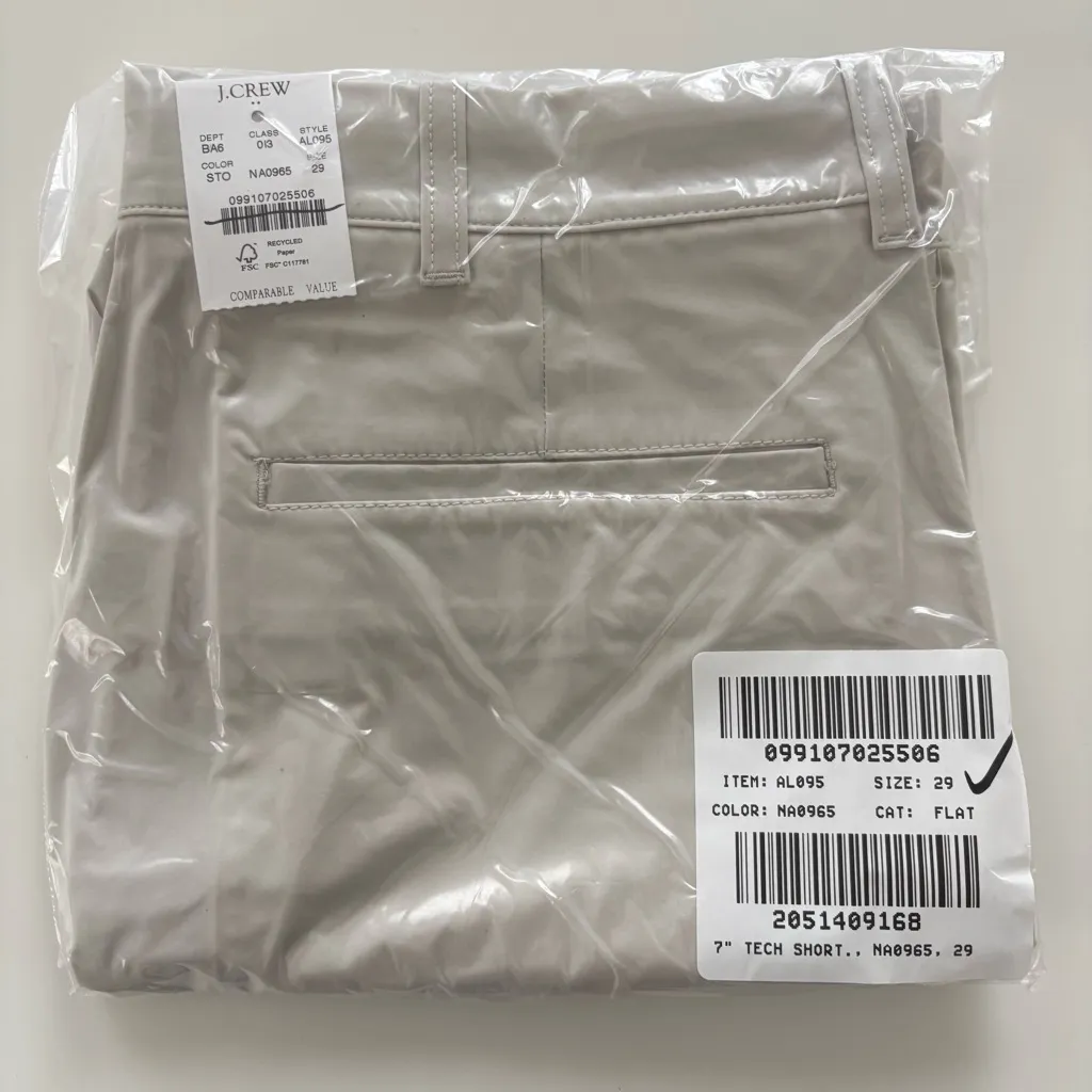 NWT J. Crew 7" Tech Short Stone - Image 5