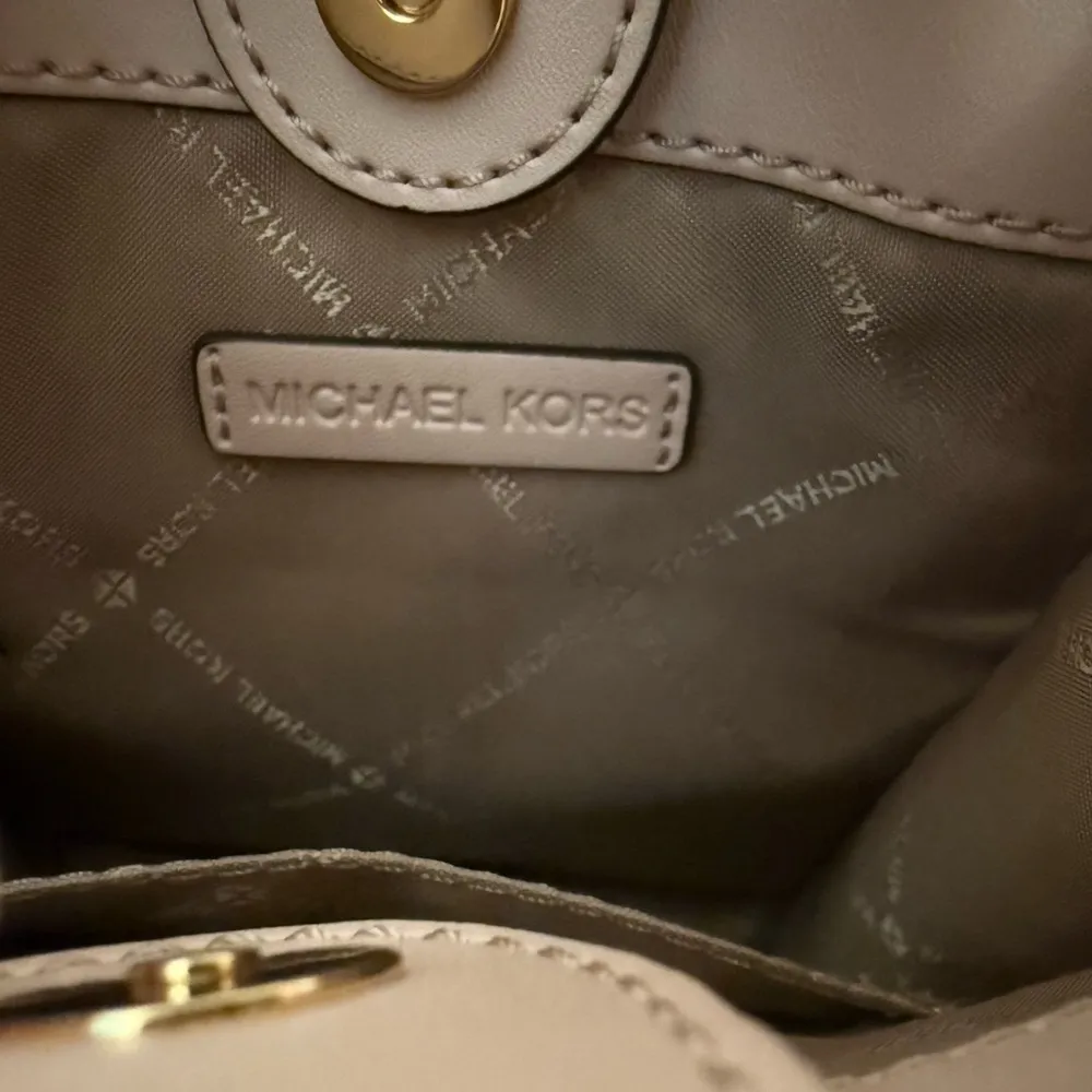 Michael Kors Mercer XS Logo Canvas and Pink Powder Blush Leather Crossbody Bag - Image 9