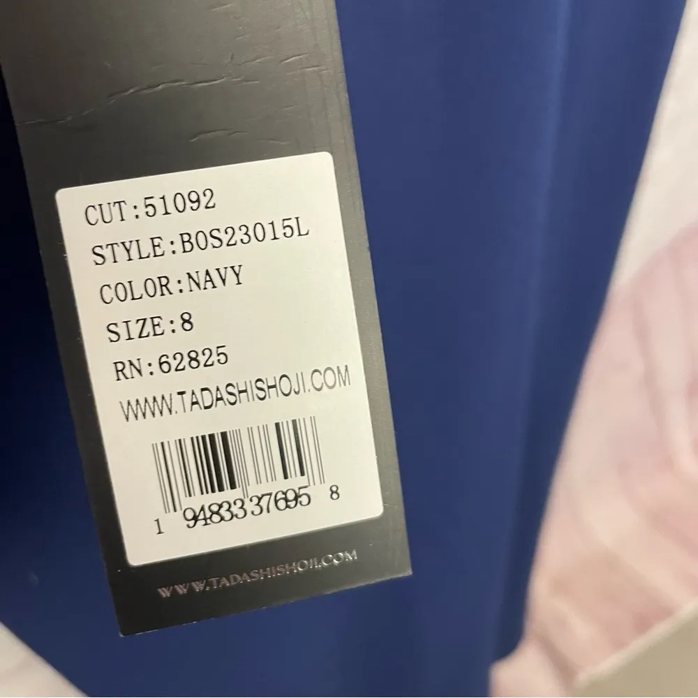 NEW Tadashi Shoji Navy Blue floor length Formal Dress Size 8 51092 dark romance - Image 5