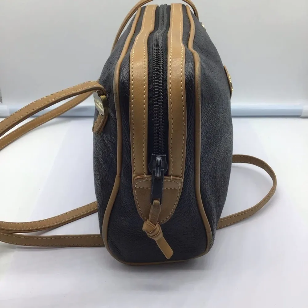 GUCCI Plus vintage black leather crossbody bag - Image 6