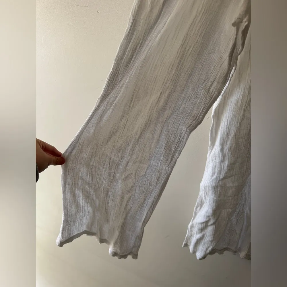 Victoria’s Secret White Beachy Sleeveless Linen Jumpsuit Cover Up - Image 3