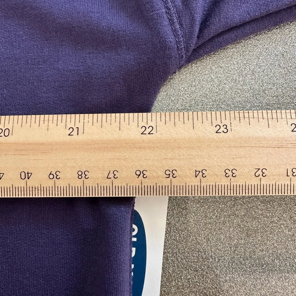 Old Navy Active Long sleeve Performance Top (1026) - Image 8