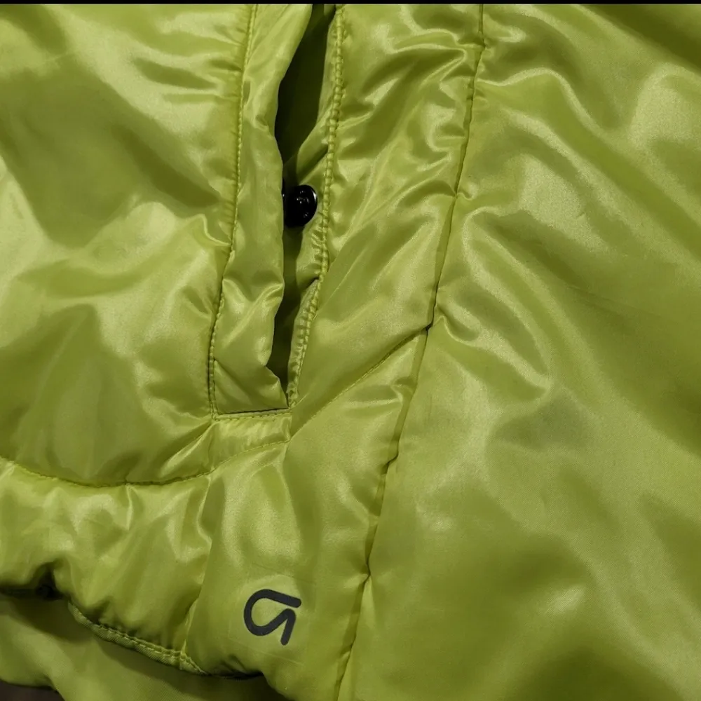 Gapfit Puffer Vest Women's Size XS - Image 4