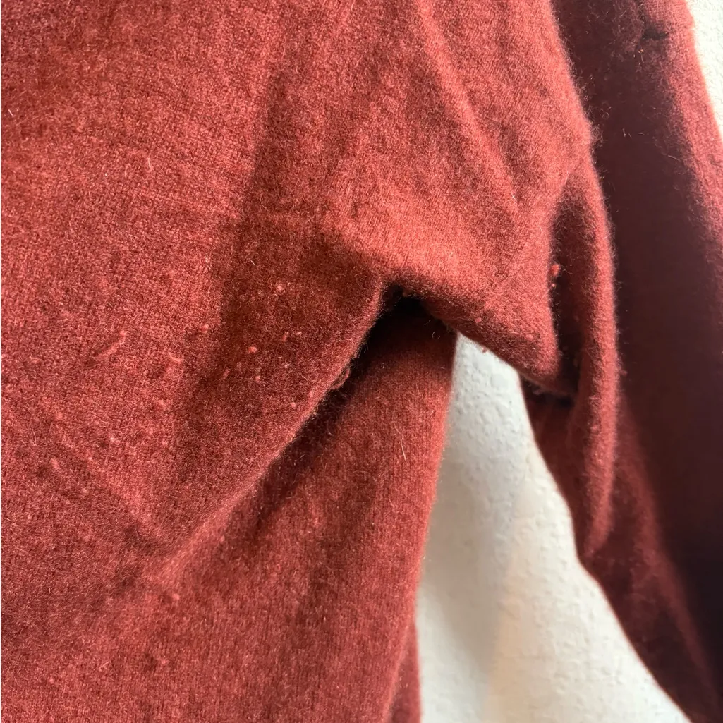 Lands End Women's Rust Cashmere Sweater Size Medium - Image 4